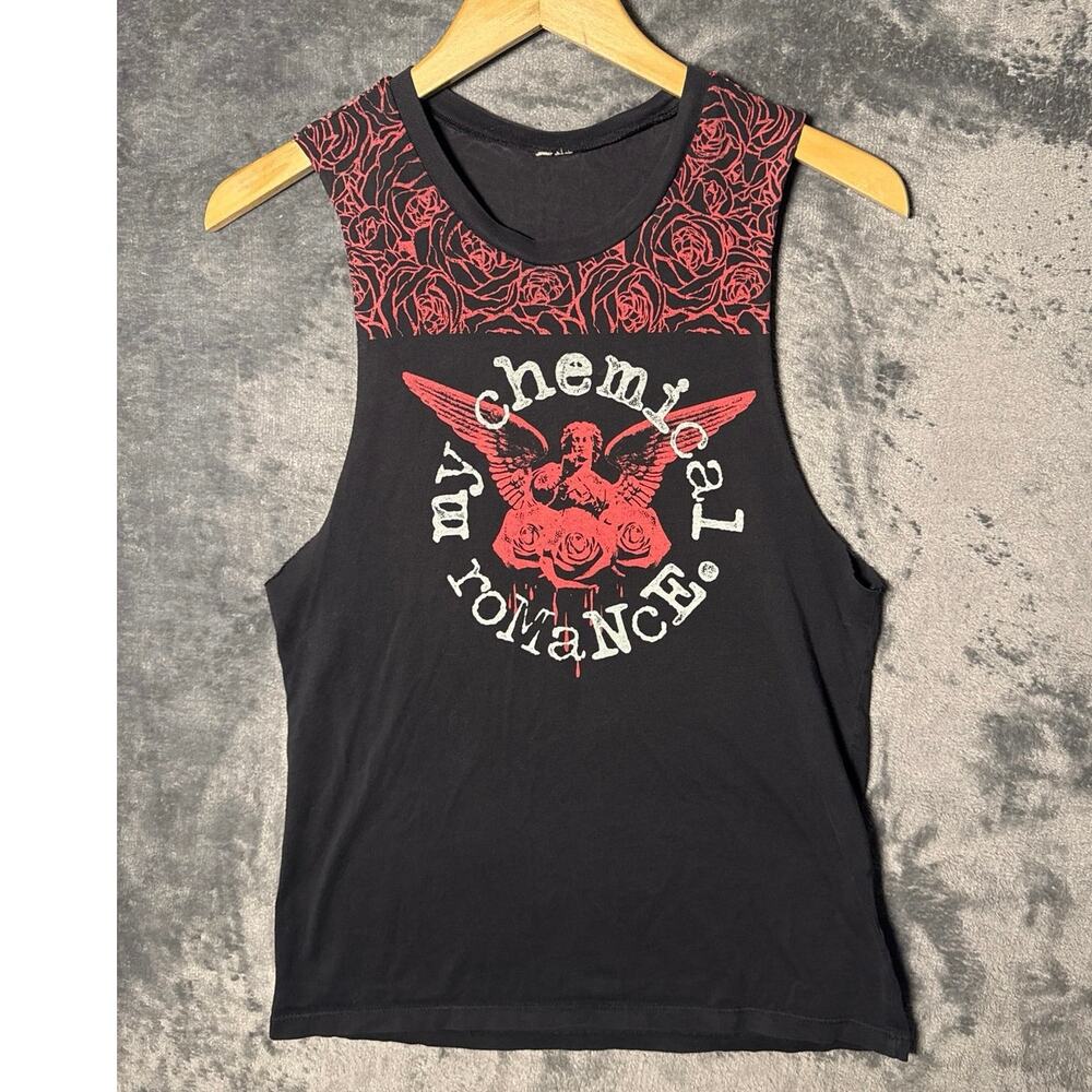 Hot Topic x My Chemical Romance Angel Rose Girls Muscle Top Size Medium MCR BLK